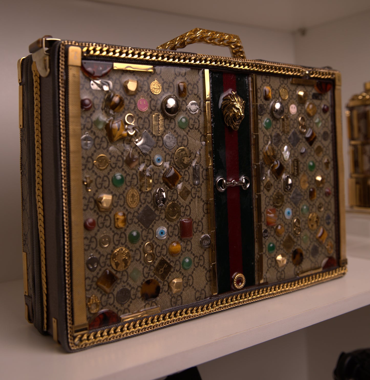 "GUD CASE" | 1/1