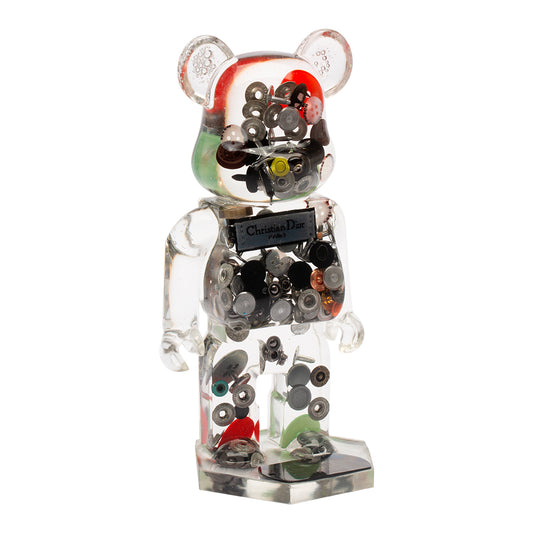 Cristal Bear | 21/40 | “New Look"