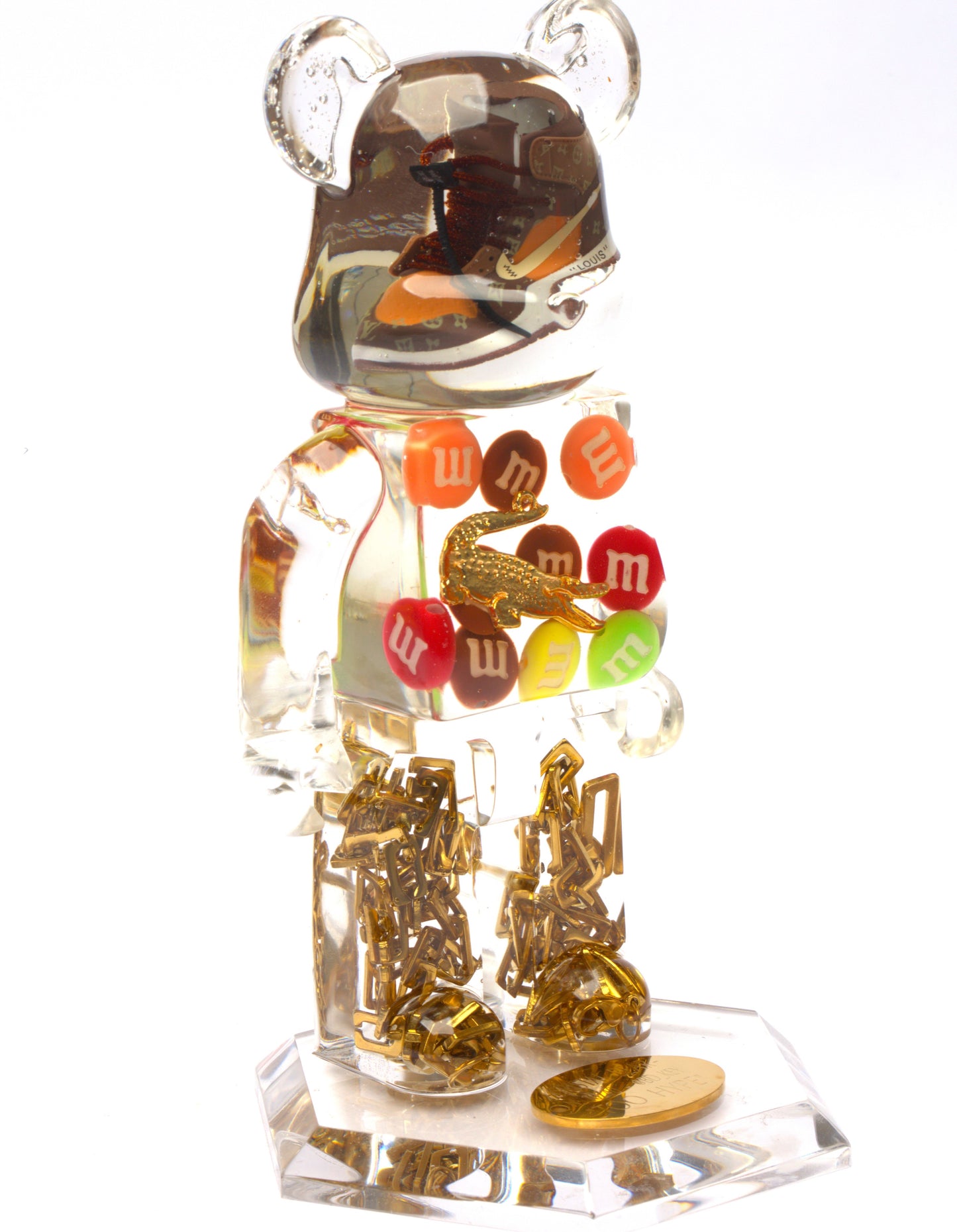 Cristal Bear | 10/40 | “TOO HYPE"
