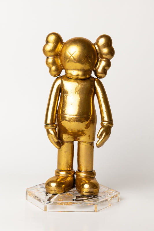 "GOLDEN KAWS"
